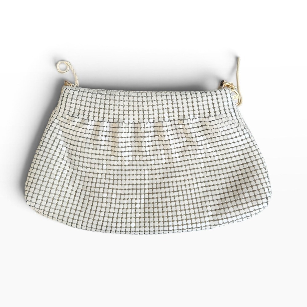 Vintage 70s 80s White Enamel Metal Mesh Evening Purse Metal Chain Hong Kong
